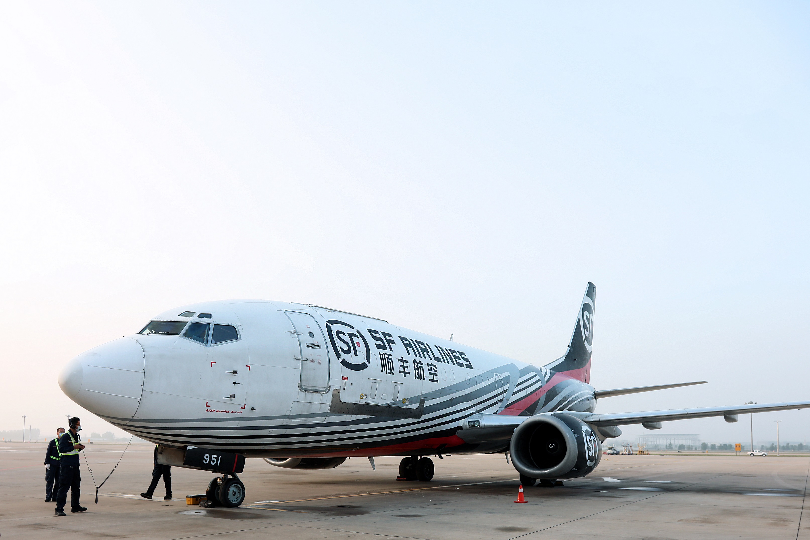 首飞山西顺丰航空开通太原杭州货运航线